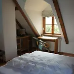 Schwarzer Adler Hotel *