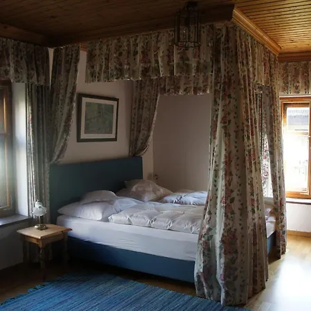 Hotel Schwarzer Adler *